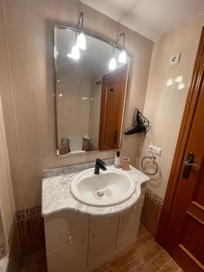 Traveler'S Beach Apartment With Sea View, Free Coffee & Parking Бенідорм Екстер'єр фото